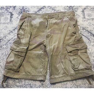 Vintage Mens Khaki Camo Cargo Shorts Size 38 No Boundaries 100% Cotton Y2K